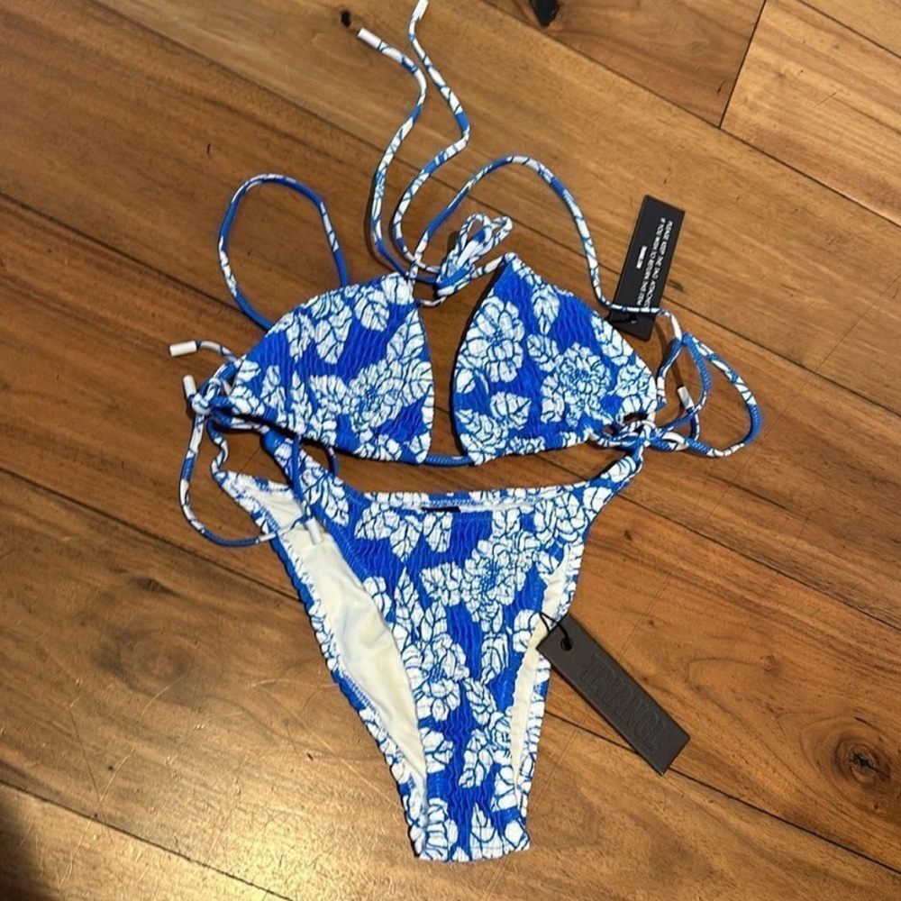 TRIANGL BIKINI SET